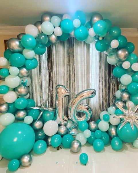Balloon Arch for the Tiffany & Co. Sweet 16 birthday party using our gold 7.2' round gold arch