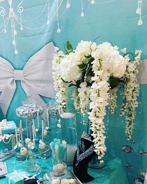 White florals to complement the Tiffany Blue dessert table. 
